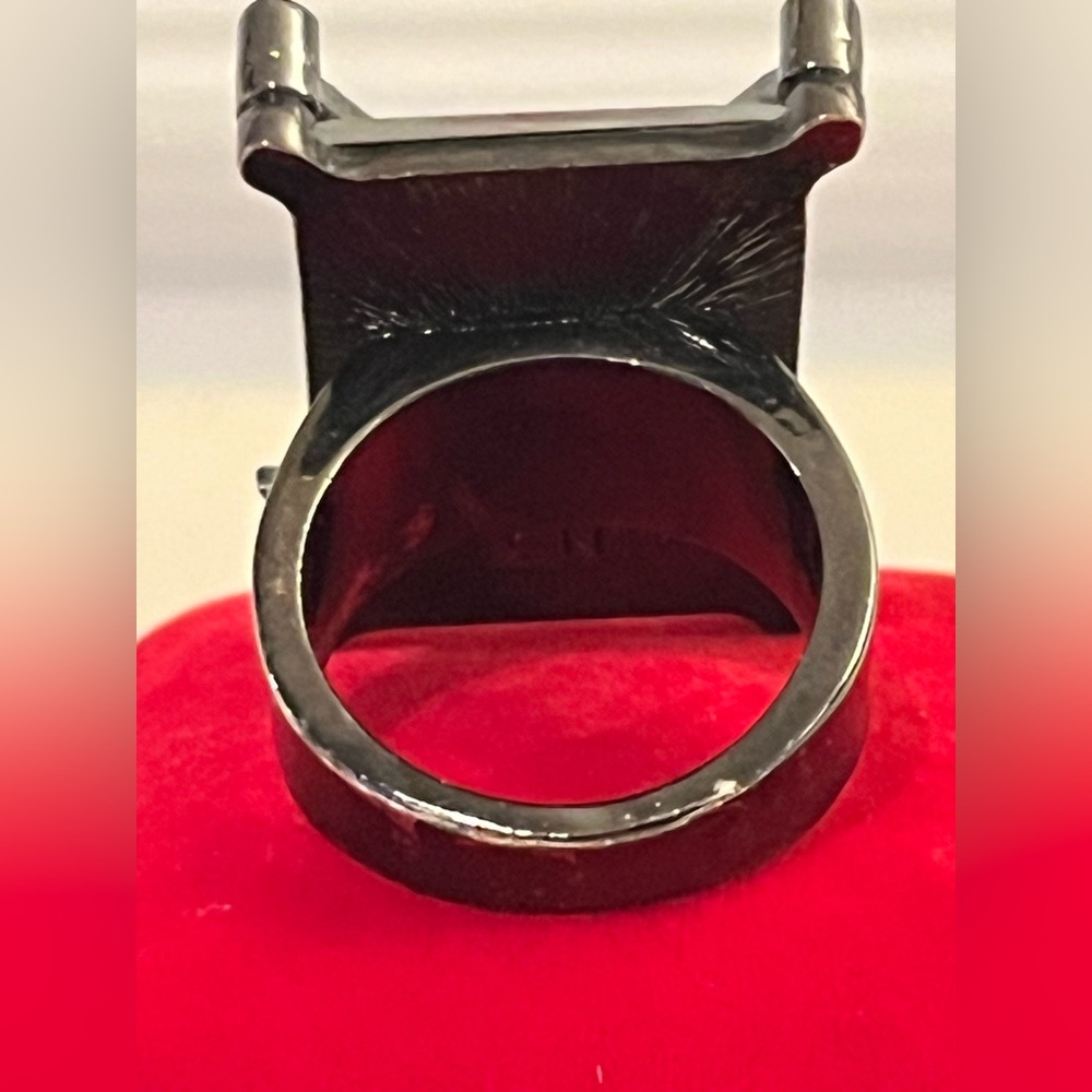 Elegant Statement Ring - image 3